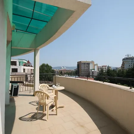 Arendoo In Avalon Daire *