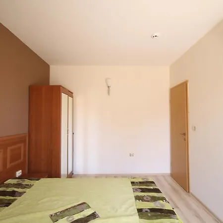 Arendoo In Avalon Daire
