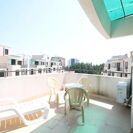 Arendoo In Avalon Daire *
